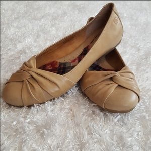 Born tan flats size 7